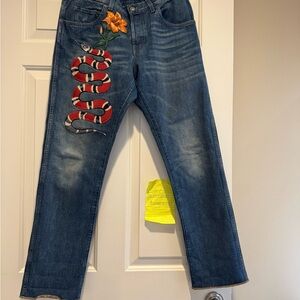 Gucci men’s snake embroidered jeans sz 34